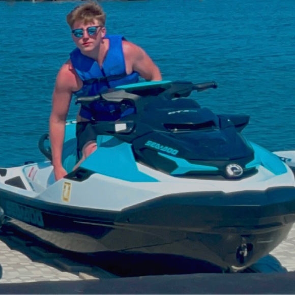 Meet your Posher, Cole - Picture 1 of 1